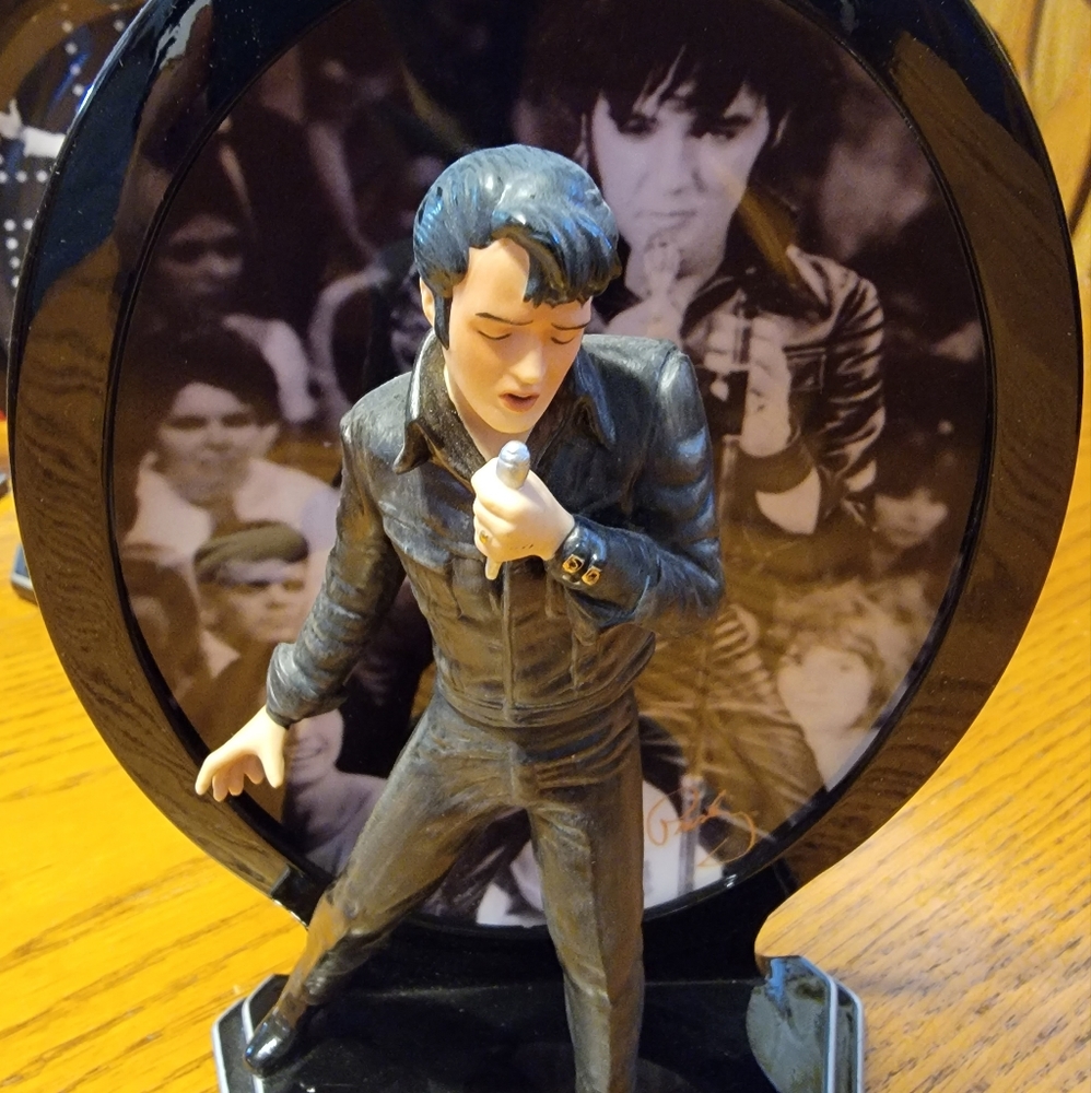 Rare Vintage Elvis Presley Memorabilia